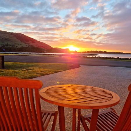 Pounawea Waterfront Motels Екстериор снимка