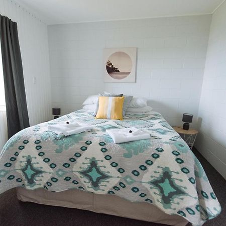 Pounawea Waterfront Motels Екстериор снимка
