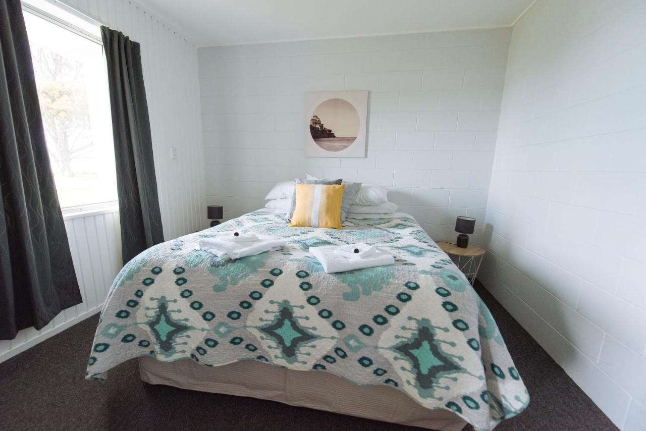 Pounawea Waterfront Motels Екстериор снимка