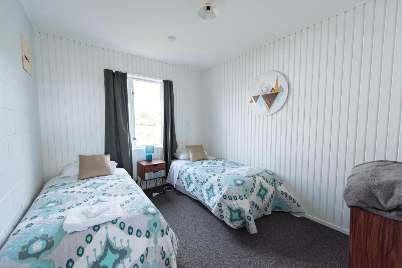Pounawea Waterfront Motels Екстериор снимка